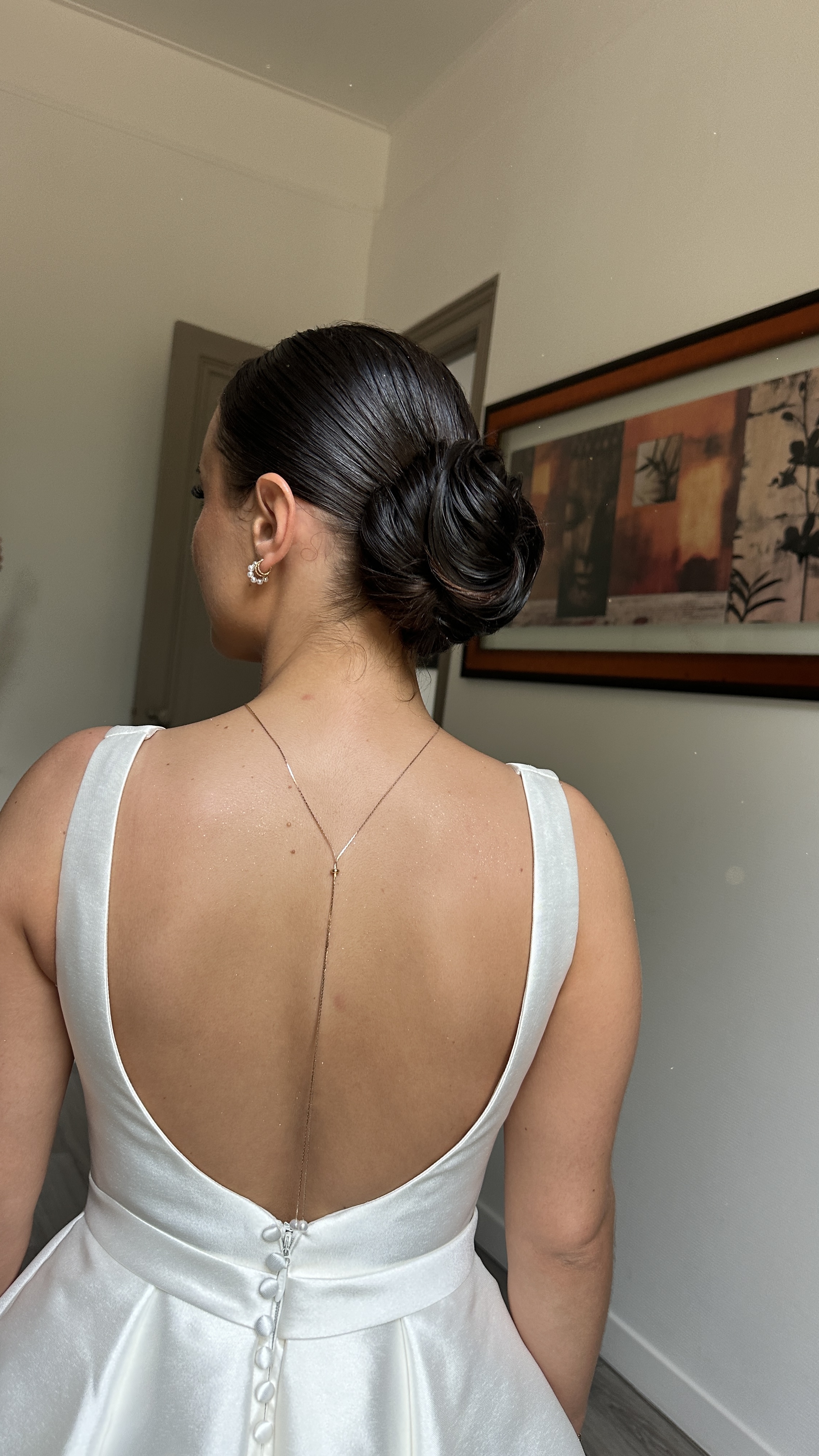 Coiffure de mariée chignon élégant — Studio Ayra